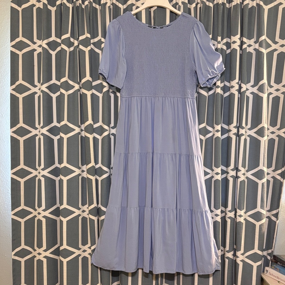 Elegant Blue Midi Dress